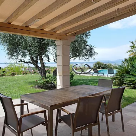 ヴィラ Sellemond ラツィーゼ